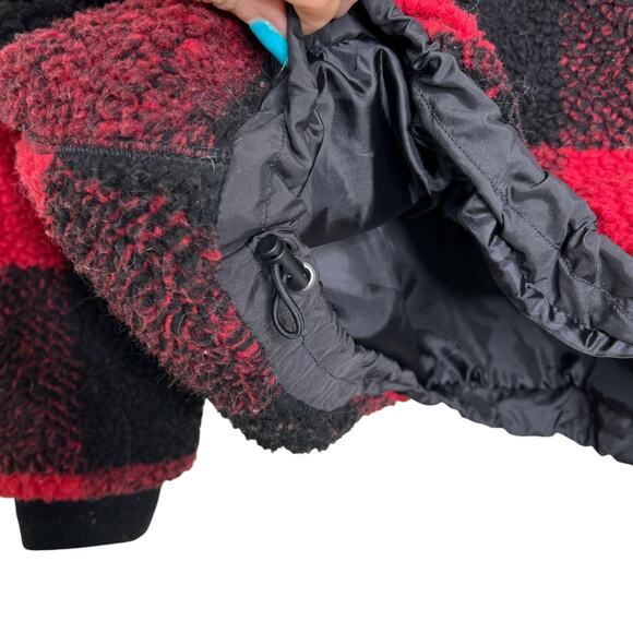 American Eagle AE Oversized Sherpa Fleece Pullover Buffalo Plaid Red M Medium - Picture 4 of 9